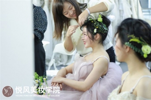 广州化妆师工资怎么样？