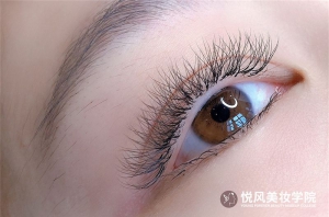广州美睫学校哪家好？