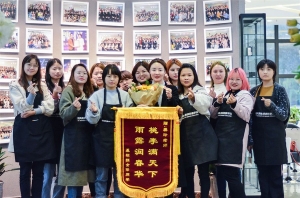 学化妆哪里好？这些口碑炸裂的化妆学校值得推荐！